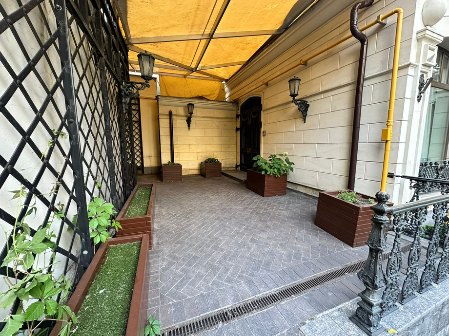 Коммерческое пространство в историческом здании на Арбате