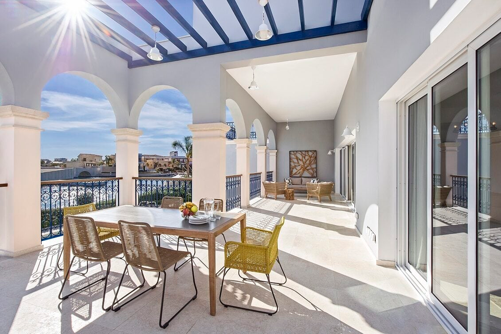 Недвижимость в Limassol Marina