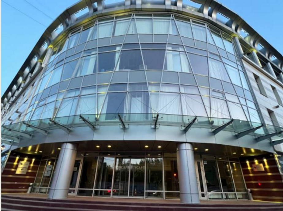 Продажа бизнес-центра в престижном районе Петроградский