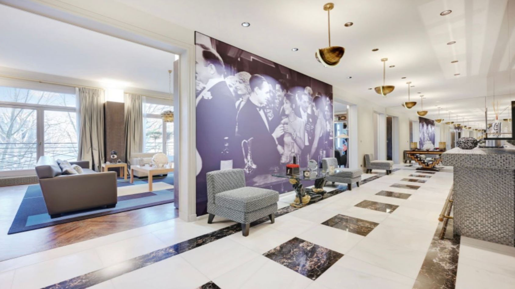 Дизайнерские апартаменты с видом на Эйфелеву башню