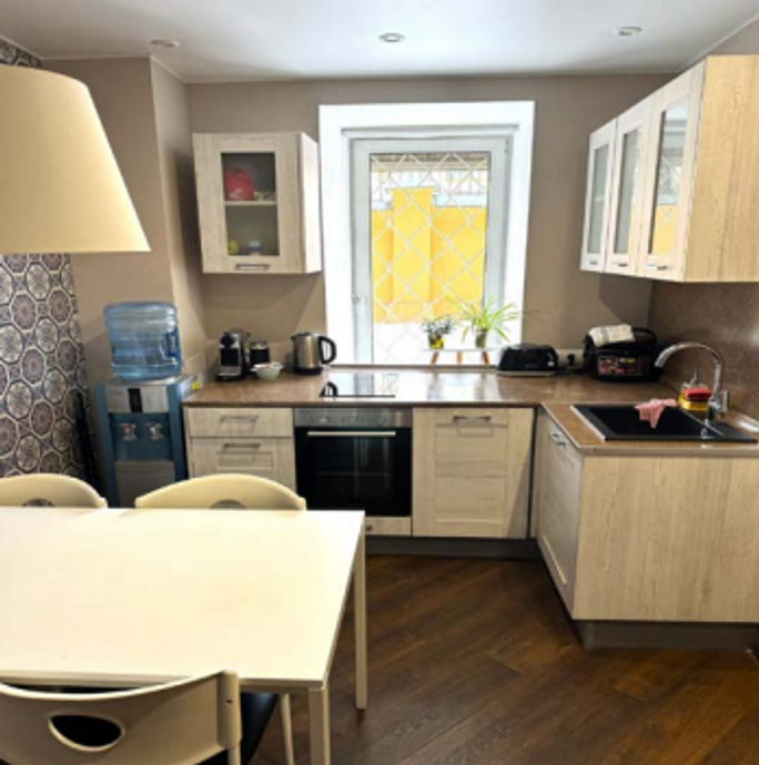 Отдельно стоящее здание в Пресненском районе