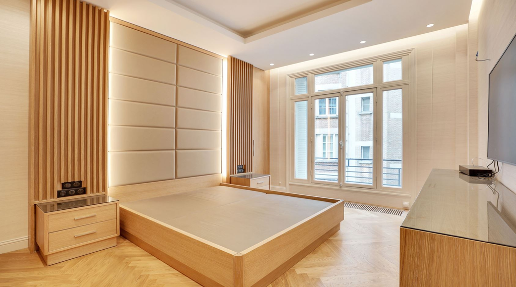 Дизайнерские апартаменты с видом на Эйфелеву башню