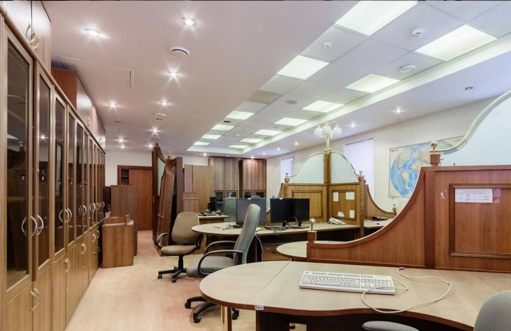 Бауманская, 58