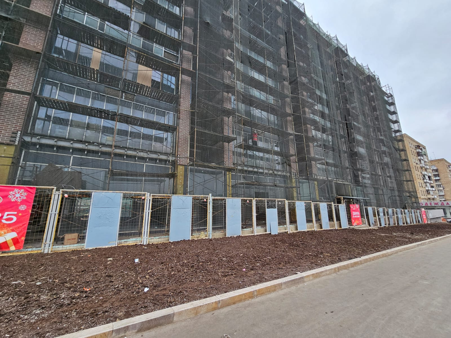 Современный строящийся бизнес центр на первой линии Проспекта Мира